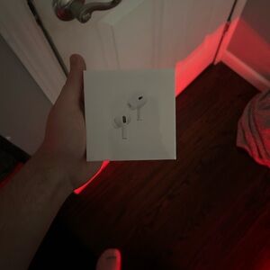 Apple AirPods with White Charging Case